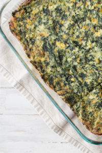 A healthy casserole recipe that is easy and budget friendly! This cheesy spinach casserole is full of healthy nutrients and works for any meal. By Alyssa Ashmore of Passionate Portions. Click here to get the recipe https://www.passionateportions.com/one-dish-spinach-casserole/